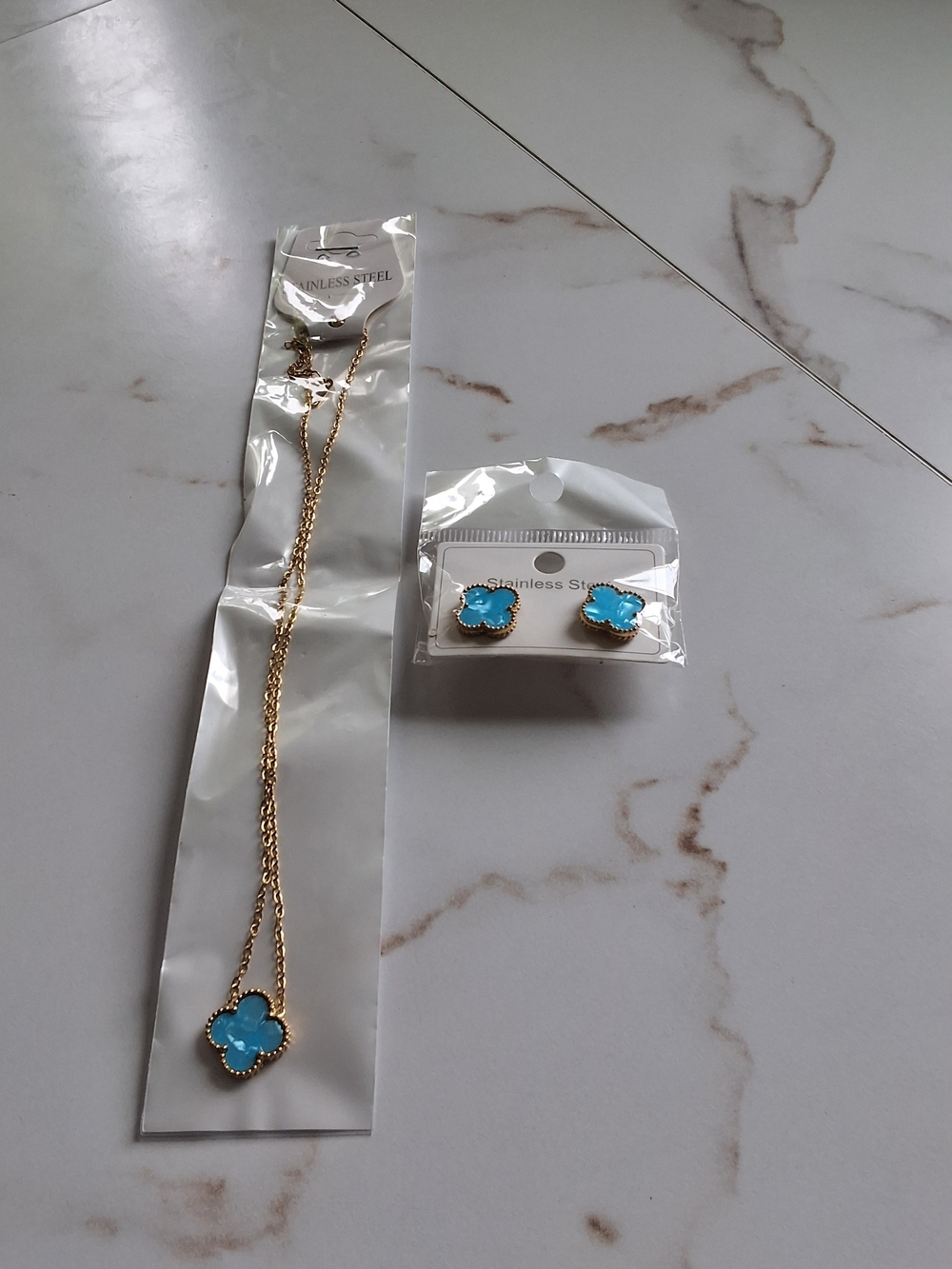 Gold-Plated Turquoise Flower Necklace & Stud Earrings Set